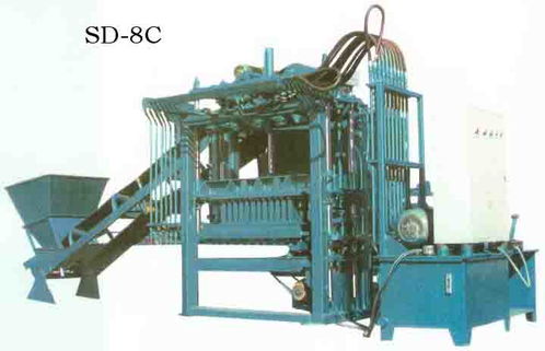 保定市北市區三鼎建材機械廠 —— SD-8C型半自動制磚機產品展示